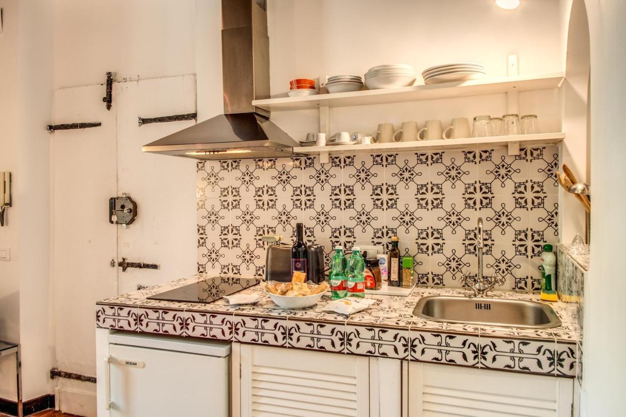 Lovely Flat In The Heart Of Trastevere Rom Eksteriør billede