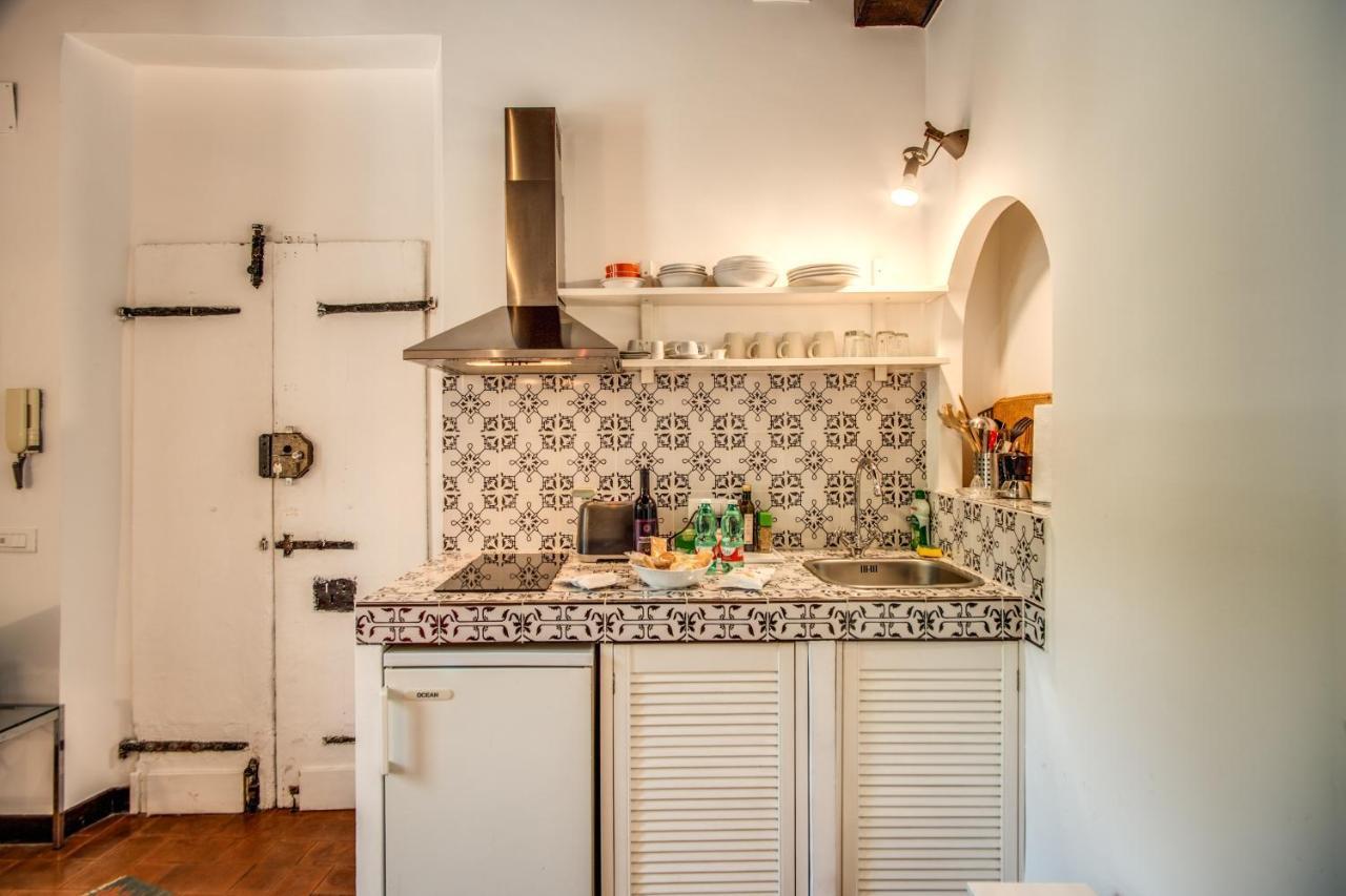 Lovely Flat In The Heart Of Trastevere Rom Eksteriør billede