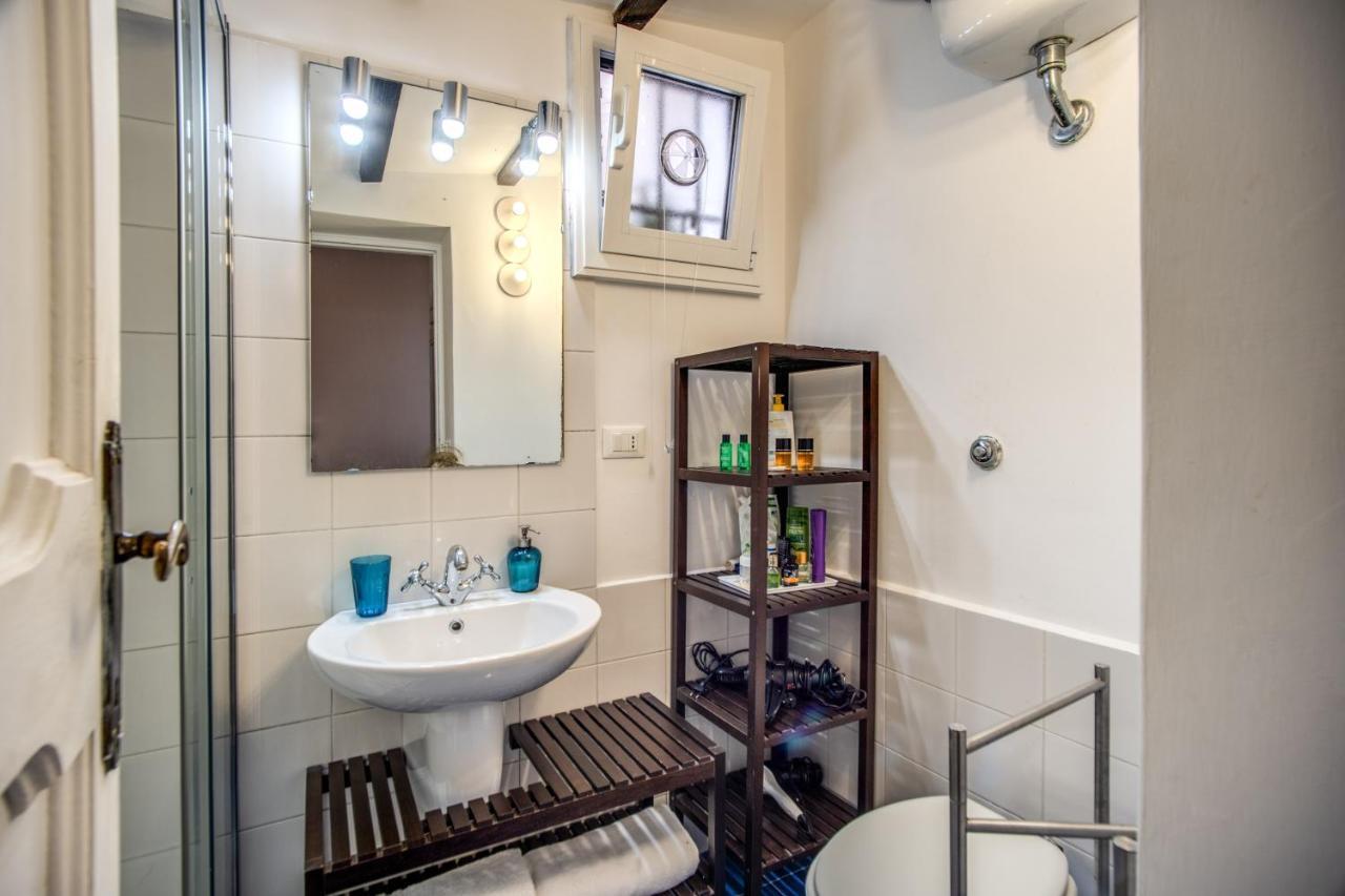 Lovely Flat In The Heart Of Trastevere Rom Eksteriør billede